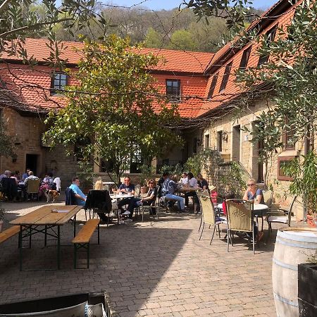 Отель Weingut Zumstein Бад-Дюркхайм Экстерьер фото